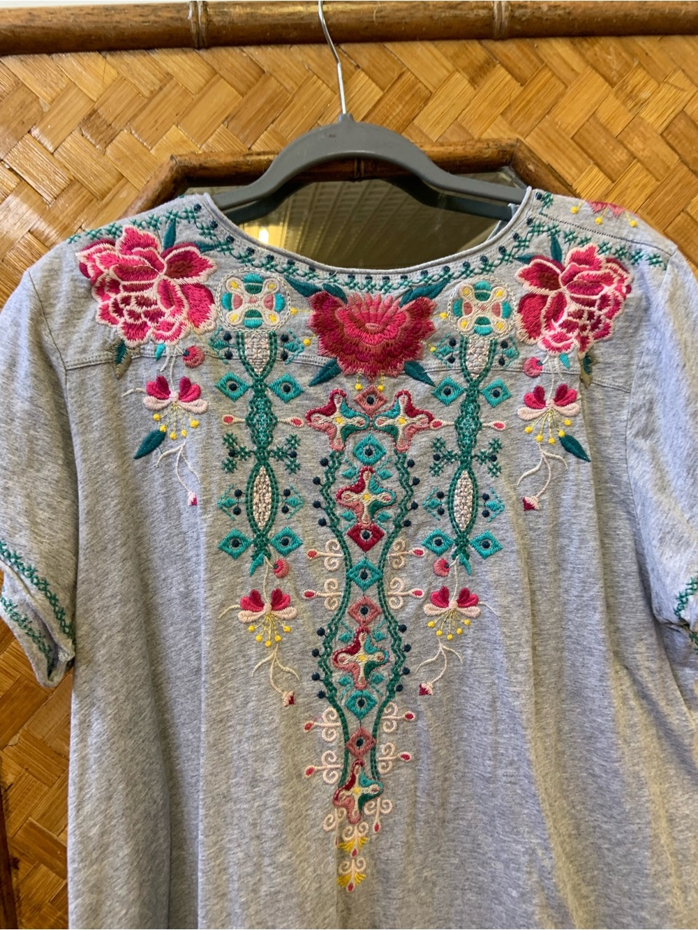 Johnny Was Gray Embroidered V-Neck Tunic with Pink Floral Accents - Picture 8 of 8